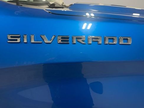 Used 2022 Chevrolet Silverado 1500 Custom AWD/4WD image 34