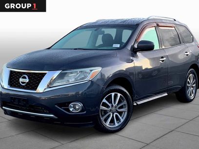 Used 2013 Nissan Pathfinder SV
