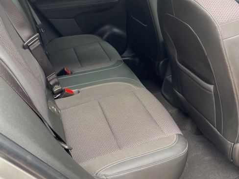 Used 2023 Buick Envision Preferred image 9