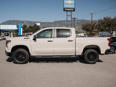 New 2026 Chevrolet Silverado 1500 Custom Trail Boss w/ LPO, Dark Essentials Package image 42