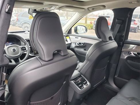 New 2026 Volvo XC90 B6 Ultra w/ Lounge Package image 27