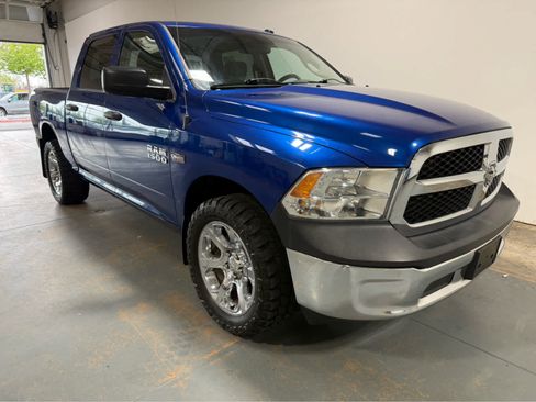 Used 2015 RAM 1500 ST w/ SXT Appearance Group AWD/4WD image 5