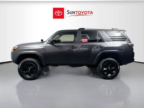 Used 2019 Toyota 4Runner SR5 image 7