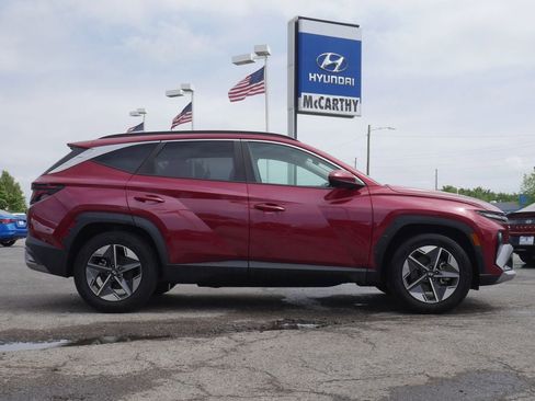Used 2025 Hyundai Tucson SEL FWD image 9