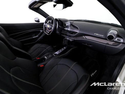 Used 2022 Ferrari F8 Tributo RWD image 21