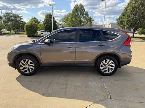 Used 2016 Honda CR-V EX image 3