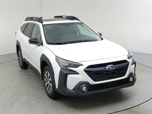 New 2025 Subaru Outback Premium image 2