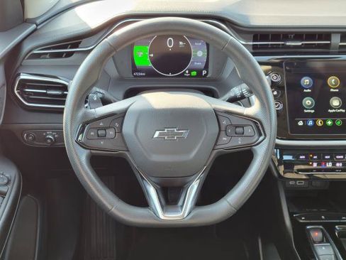 Used 2023 Chevrolet Bolt EUV LT FWD image 27