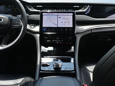 Used 2023 Jeep Grand Cherokee 4WD 4xe image 27