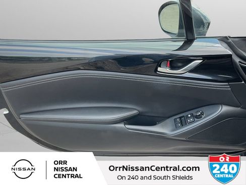 Used 2025 MAZDA MX-5 Miata RF Grand Touring RWD image 12