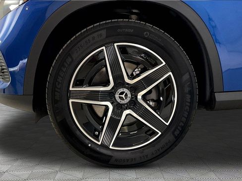 Used 2026 Mercedes-Benz GLC 300 4MATIC image 34