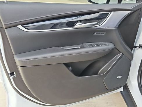 New 2025 Cadillac XT5 Premium Luxury image 33
