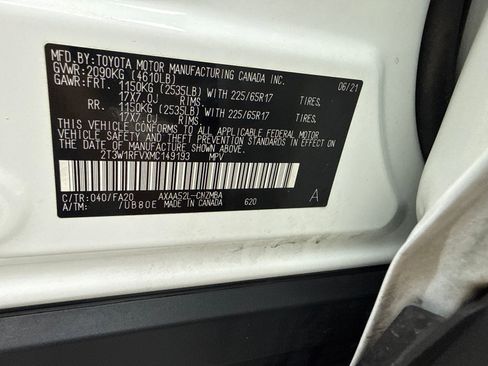 Used 2021 Toyota RAV4 XLE FWD image 53