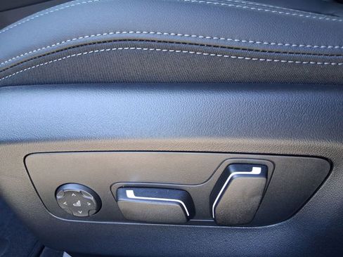 New 2026 BMW i5 eDrive40 w/ M Sport Package image 14