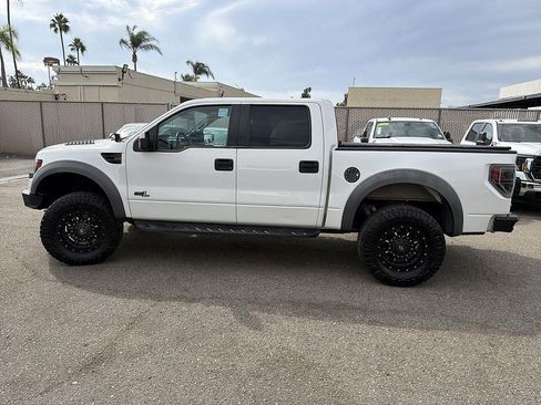 Used 2014 Ford F150 Raptor w/ Equipment Group 801A Luxury AWD/4WD image 8