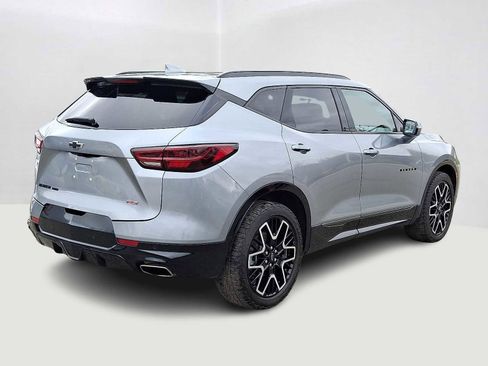 Used 2024 Chevrolet Blazer RS w/ Driver Confidence II Package image 5