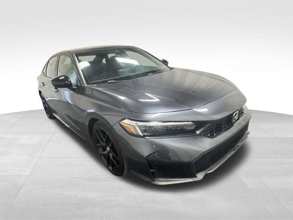 Used 2025 Honda Civic Sport image 4