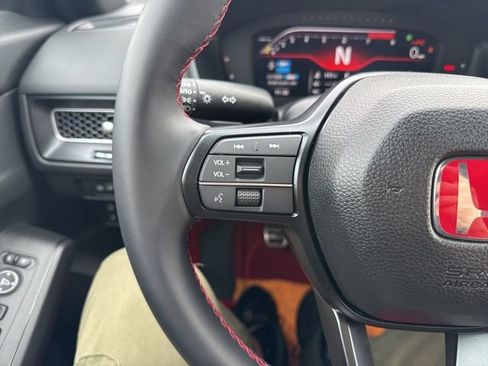 Used 2025 Honda Civic Type R image 25