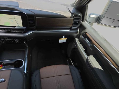 New 2026 Chevrolet Silverado 2500 High Country w/ High Country Premium Package AWD/4WD image 13