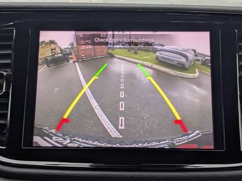 Used 2021 Dodge Durango R/T w/ Technology Group RWD image 29
