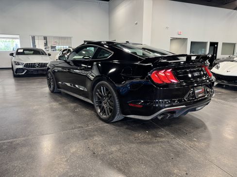 Used 2020 Ford Mustang GT Premium w/ GT Performance Package RWD image 5