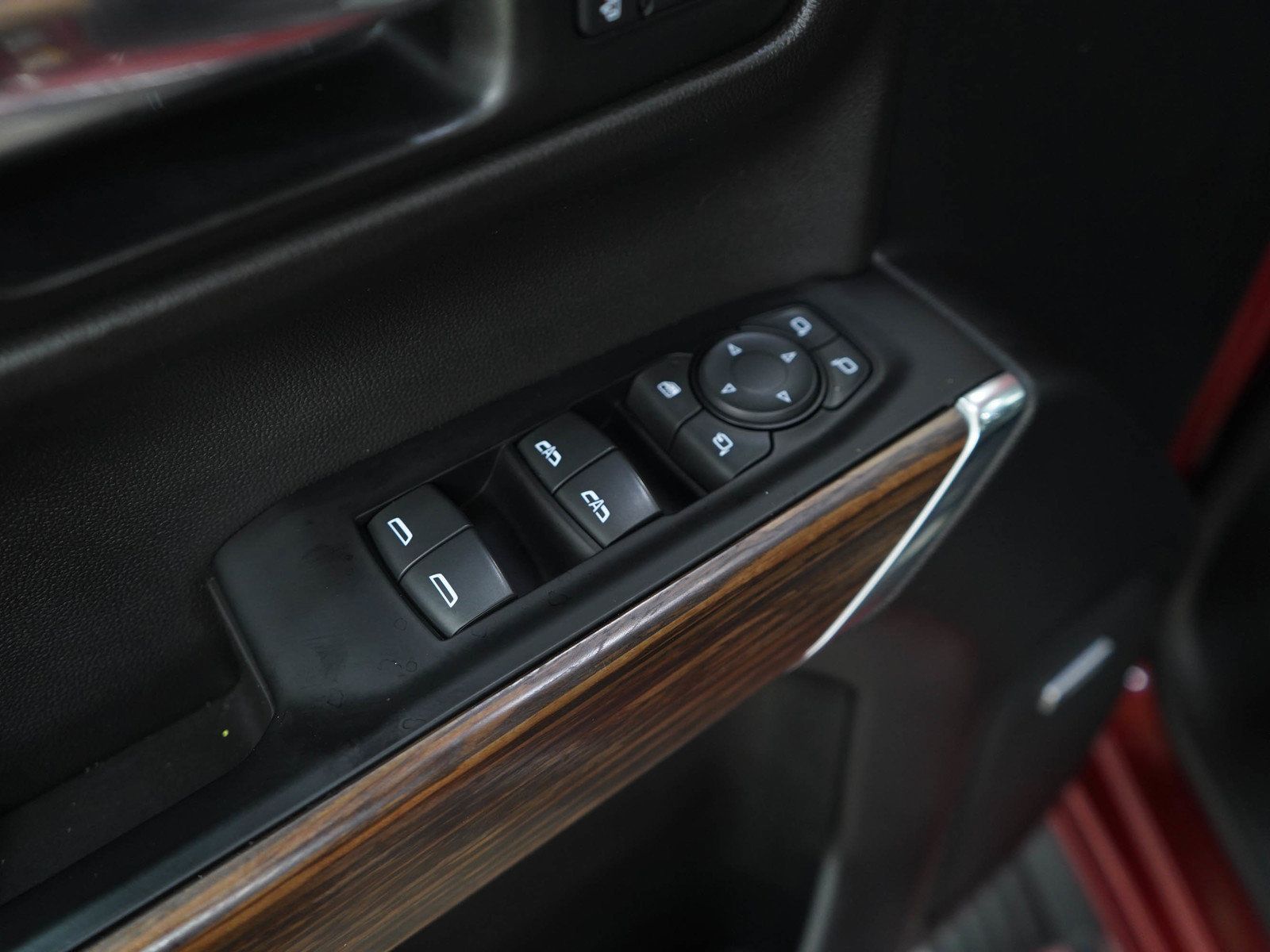 Used 2019 Chevrolet Silverado 1500 High Country w/ Z71 Off-Road Package AWD/4WD image 21