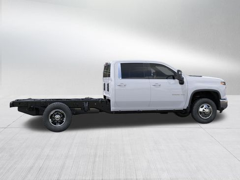 New 2026 Chevrolet Silverado 3500 LT w/ Convenience Package AWD/4WD image 6