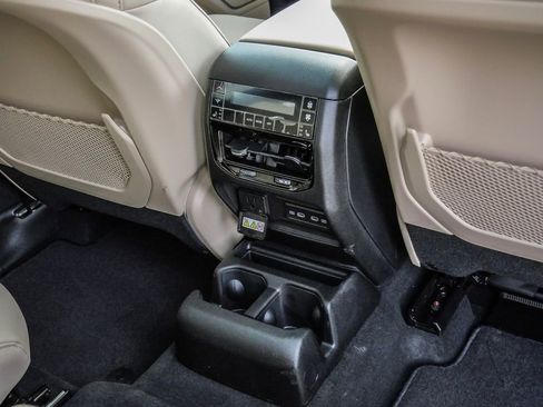 New 2026 Jeep Grand Cherokee L Limited image 24