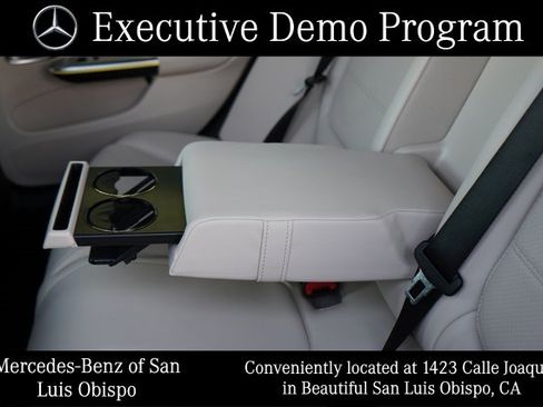 Used 2025 Mercedes-Benz C 300 Sedan image 26