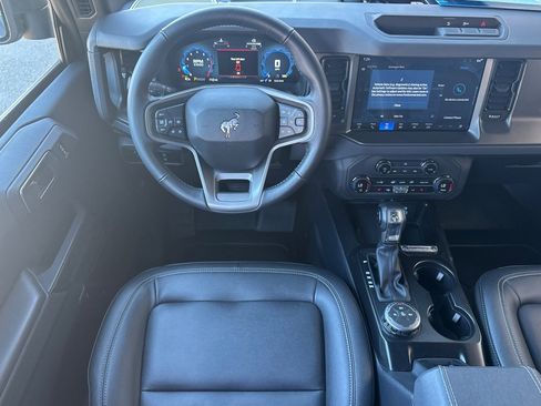 Used 2025 Ford Bronco Big Bend image 15