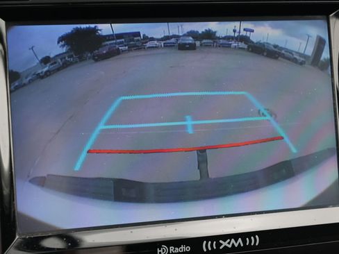 Used 2016 Toyota Tundra SR5 image 3