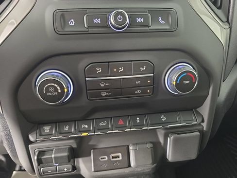 New 2026 Chevrolet Silverado 2500 Custom w/ Custom Value Package AWD/4WD image 20