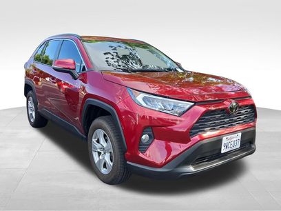 Used 2020 Toyota RAV4 XLE w/ Carpet Mat Package