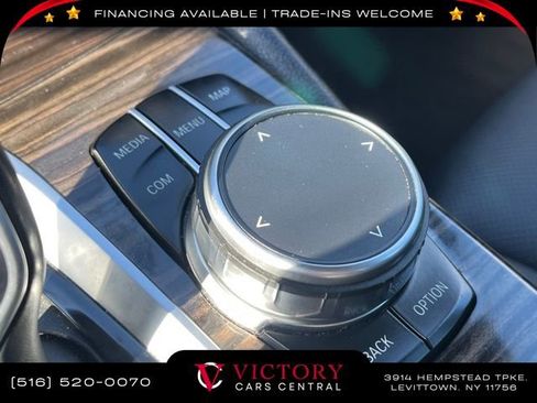 Used 2023 BMW 530e image 34