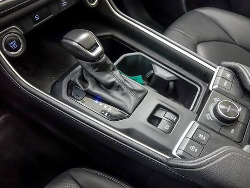 Used 2025 Toyota Grand Highlander AWD image 19