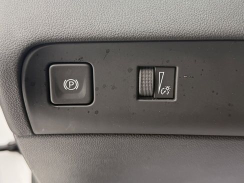 Used 2023 Buick Enclave Essence w/ Experience Buick Package image 26