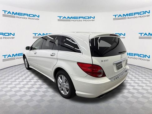 Used 2009 Mercedes-Benz R 350 4MATIC image 3