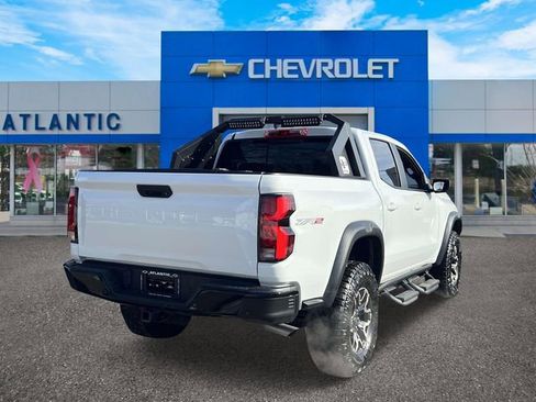 Certified 2024 Chevrolet Colorado ZR2 w/ ZR2 Convenience Package III image 5