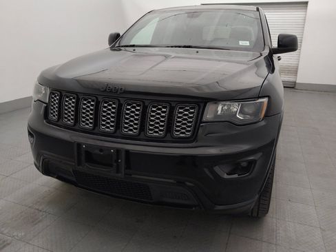 Used 2018 Jeep Grand Cherokee Altitude RWD image 15