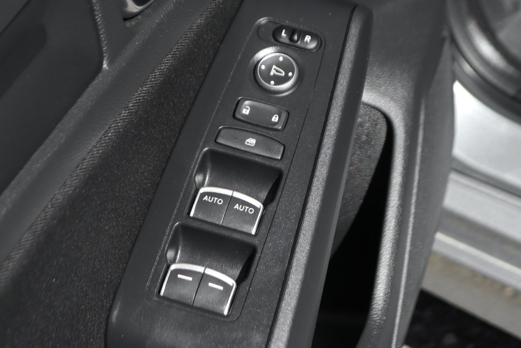 Used 2025 Honda Civic Sport image 15