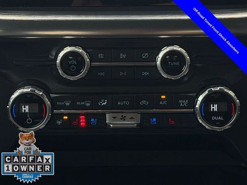 Used 2021 Ford F150 Lariat w/ Equipment Group 502A High image 17