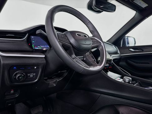 Used 2024 Jeep Grand Cherokee Limited 4xe image 22