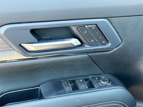 New 2026 GMC Terrain Denali w/ LPO, Floor Liner Package image 21