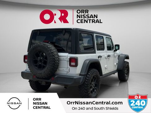 Used 2024 Jeep Wrangler Unlimited Sport AWD/4WD image 5