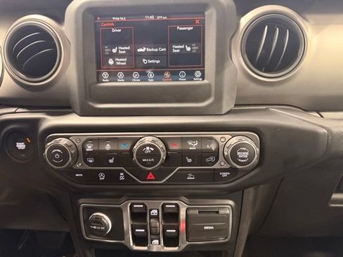 Used 2023 Jeep Gladiator Sport AWD/4WD image 39