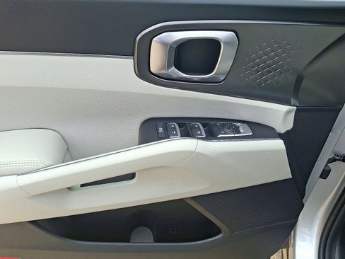 New 2025 Kia Sorento EX image 8