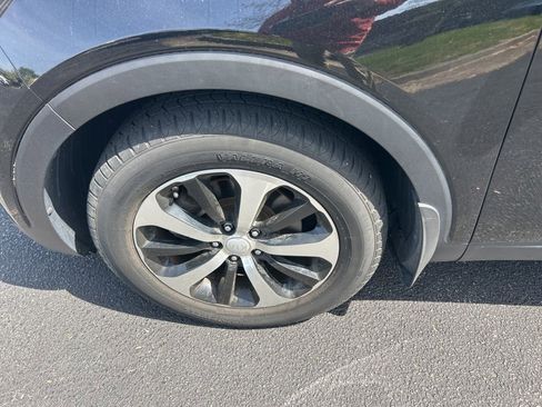 Used 2016 Kia Sorento EX image 11