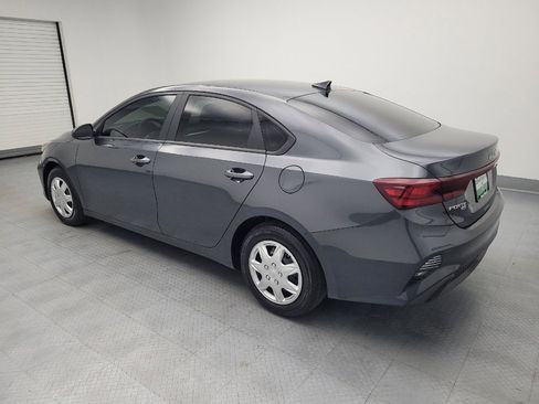 Used 2024 Kia Forte LX FWD image 3