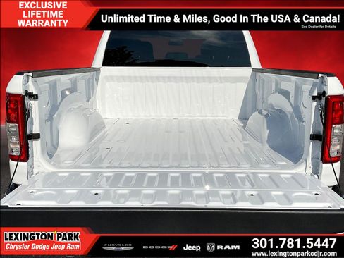 Used 2023 RAM 1500 Big Horn AWD/4WD image 7