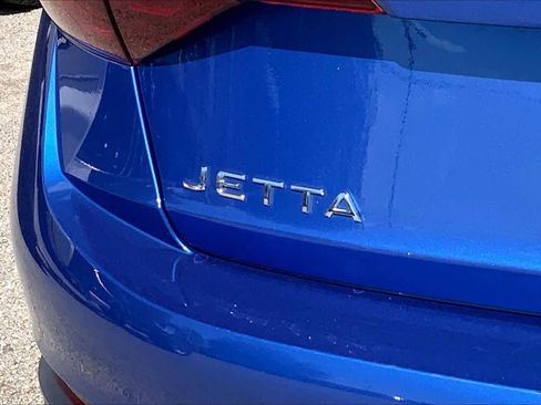 Used 2024 Volkswagen Jetta SE FWD image 27